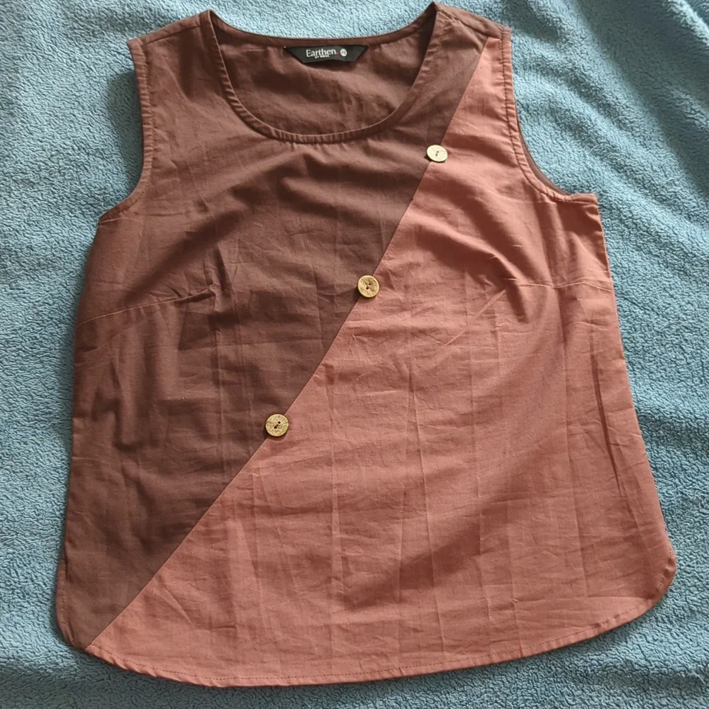 NWOT Colorblock Top - Picture 1 of 3